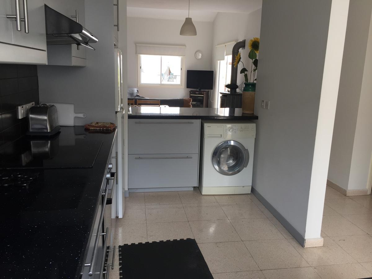 Limnaria Westpark Apartment Paphos Exterior photo